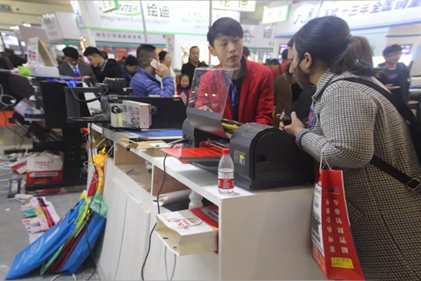 Exhibition report|2019Zhengzhou spring Central Plains advertising exhibition, Audley new equipment leads the way